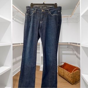 Women’s Old Navy The Sweetheart Long Stretch US Size 8